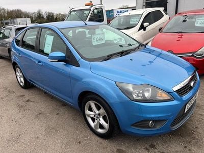 Used Ford Focus Zetec 2010 Blue Hatchback