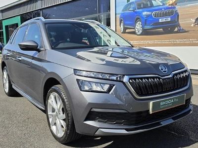 Begagnad Skoda Kamiq SE L Executive 2023 Grå SUV