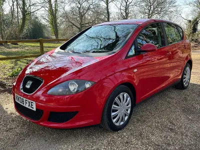 Used Seat Altea Reference 105 HP (77 kW) 2008 Red MPV