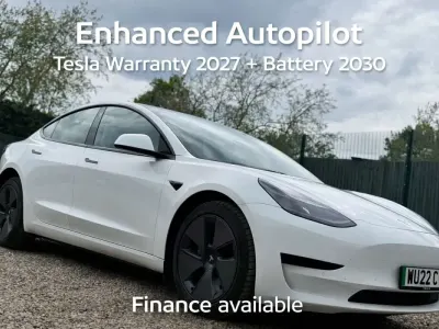 Used Tesla Model 3 Standard Range 366 kW (498 HP) 2022 White Sedan