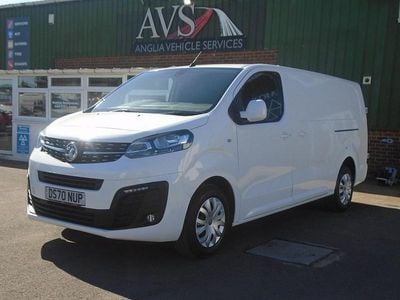 Used Vauxhall Vivaro Sportive 100 HP (73 kW) 2020 White MPV
