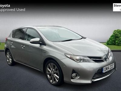Used Toyota Auris Hybrid 136 HP (100 kW) 2014 Hatchback