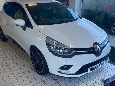 White Used 2018 Renault Clio IV Iconic Hatchback | £3,999 (Fair price)