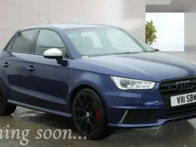 Used Audi A1 Advanced 256 HP (188 kW) 2014 Blue Hatchback