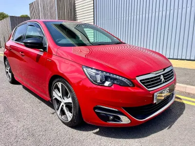Used Peugeot 308 GT-line 2017 Red Hatchback
