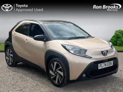 Used Toyota Aygo X 72 HP (52 kW) 2024 Beige SUV