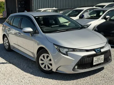 Usado Toyota Corolla 2021 Prateado Carrinha