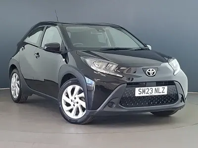 Used Toyota Aygo X PURE 72 HP (52 kW) 2023 Black SUV