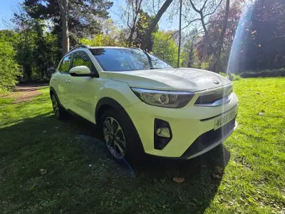 Used Kia Stonic 2018 White SUV