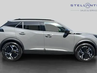 Begagnad Peugeot e-2008