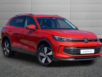 Used VW Tiguan Match 204 HP (150 kW) 2025 Persimmon red SUV