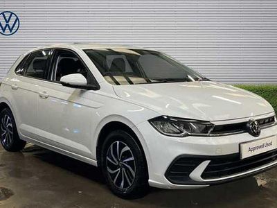 Used VW Polo Life 95 HP (69 kW) 2023 Pure white Hatchback