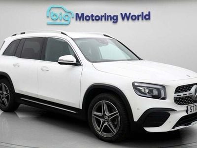 Mercedes GLB220