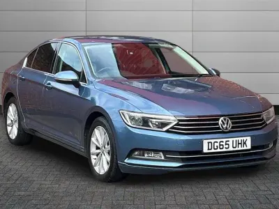 Gebraucht VW Passat Business 150 PS (110 kW) 2015 Blau Limousine
