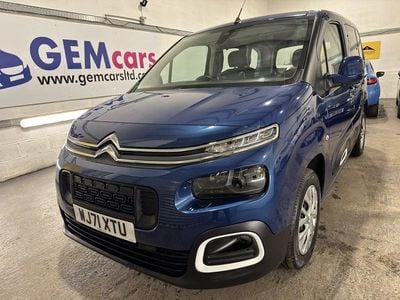 Used Citroën Berlingo Feel 2021 Blue MPV