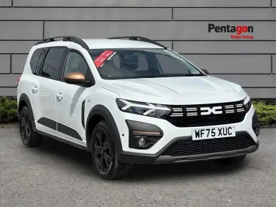 Used Dacia Jogger Extreme 141 HP (103 kW) 2025 White MPV