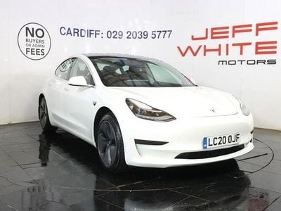 Used Tesla Model 3 Standard Range Plus 239 kW (325 HP) 2020 White Sedan