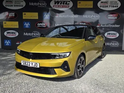Used Vauxhall Astra GS Line 130 HP (95 kW) 2022 Yellow Hatchback