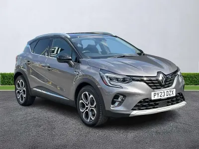 Used Renault Captur Techno 2023 Grey/black SUV