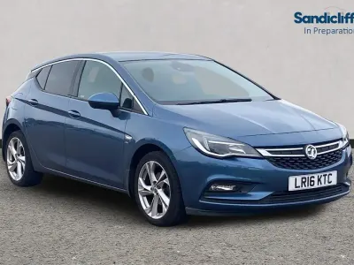 Used Vauxhall Astra SRi 100 HP (73 kW) 2018 Blue Hatchback