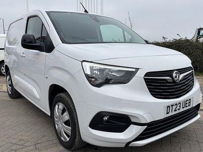 Used Vauxhall Combo 101 HP (74 kW) 2023 MPV