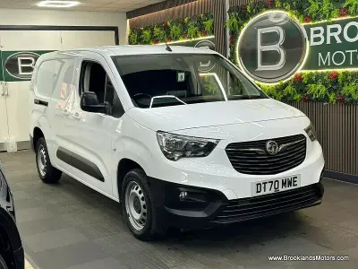 Used Vauxhall Combo Edition 130 HP (95 kW) 2021 White MPV