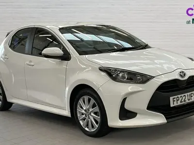 Used Toyota Yaris Hybrid 116 HP (85 kW) 2022 White