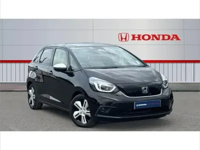 Begagnad Honda Jazz Hybrid 109 HK (80 kW) 2021 Svart Halvkombi