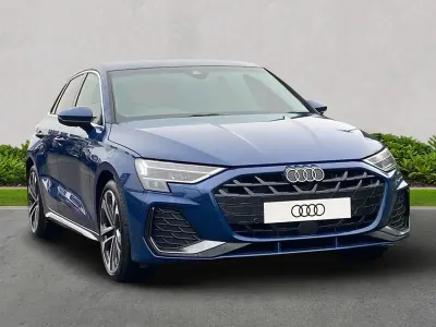 Used Audi A3 e-tron S-Line 200 HP (147 kW) 2026 Blue Hatchback