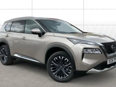 New Nissan X-Trail Tekna 163 HP (119 kW) 2026 Silver SUV