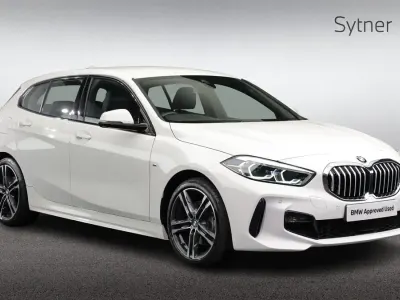 Usado BMW 118 M Sport 134 CV (98 kW) 2022 Blanco Utilitario