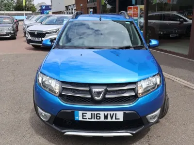 Used Dacia Sandero Lauréate 2016 Blue Hatchback