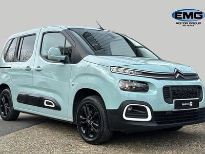 Used Citroën Berlingo Flair 130 HP (95 kW) 2020 Green MPV