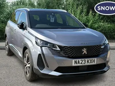 Second-hand Peugeot 5008 GTi 131 CP (96 kW) 2023 Gri SUV