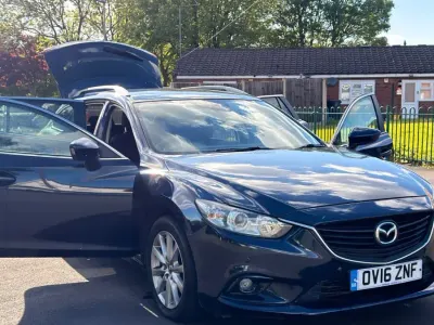 Usado Mazda 6 175 CV (128 kW) 2016 Azul Familiar