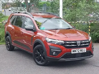 Używany Dacia Jogger Extreme 109 KM (80 kW) 2022 Brązowy Minivan
