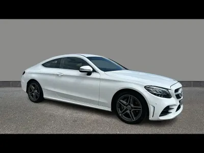 Begagnad Mercedes C200
