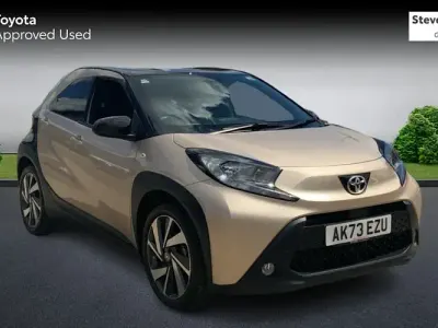 Used Toyota Aygo X 72 HP (52 kW) 2023 Beige SUV