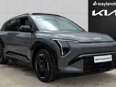 Begagnad Kia EV3 GT-Line S 147 kW (201 HK) 2025 Grå SUV