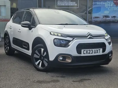 Używany Citroën C3 PureTech 110 KM (80 kW) 2023 Biały Hatchback