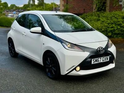 Usado Toyota Aygo x-style 2018 Branco Citadino