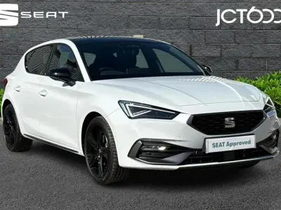 Ny Seat Leon Black Edition 147 HK (108 kW) 2026 Vit Halvkombi