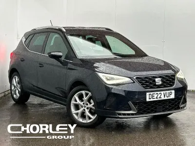 Usado Seat Arona FR 110 CV (80 kW) 2022 Azul SUV