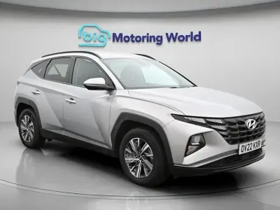 Usado Hyundai Tucson SE 150 CV (110 kW) 2022 Plateado SUV
