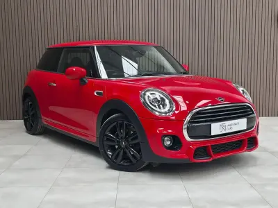 Używany Mini Cooper Hatch 2020 Czerwony Hatchback