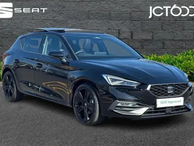 Ny Seat Leon Black Edition 272 HK (200 kW) 2025 Svart Halvkombi