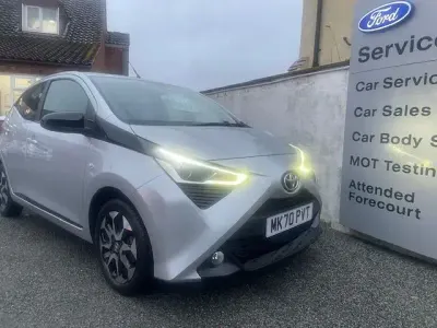 Used Toyota Aygo Trend 72 HP (52 kW) 2020 Silver Hatchback