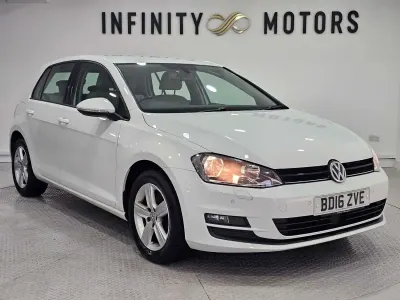 Second-hand VW Golf VII Edition 125 CP (91 kW) 2016 Alb Hatchback