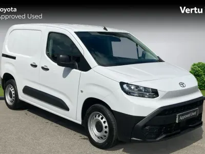 Used Toyota Proace City Active 100 HP (73 kW) 2025 MPV
