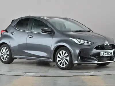 Usado Mazda 2 116 HP (85 kW) 2023 Cinzento Citadino